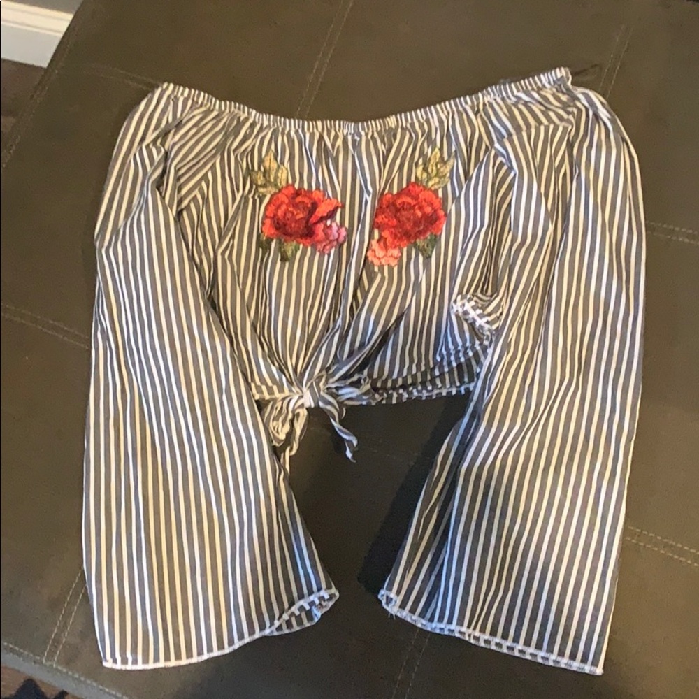 Off the shoulder long sleeve